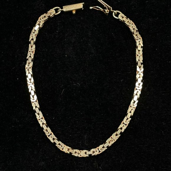 UNOAERRE 14K Yellow Gold Byzantine Square & Diamond Cut 8" Bracelet (R031)
